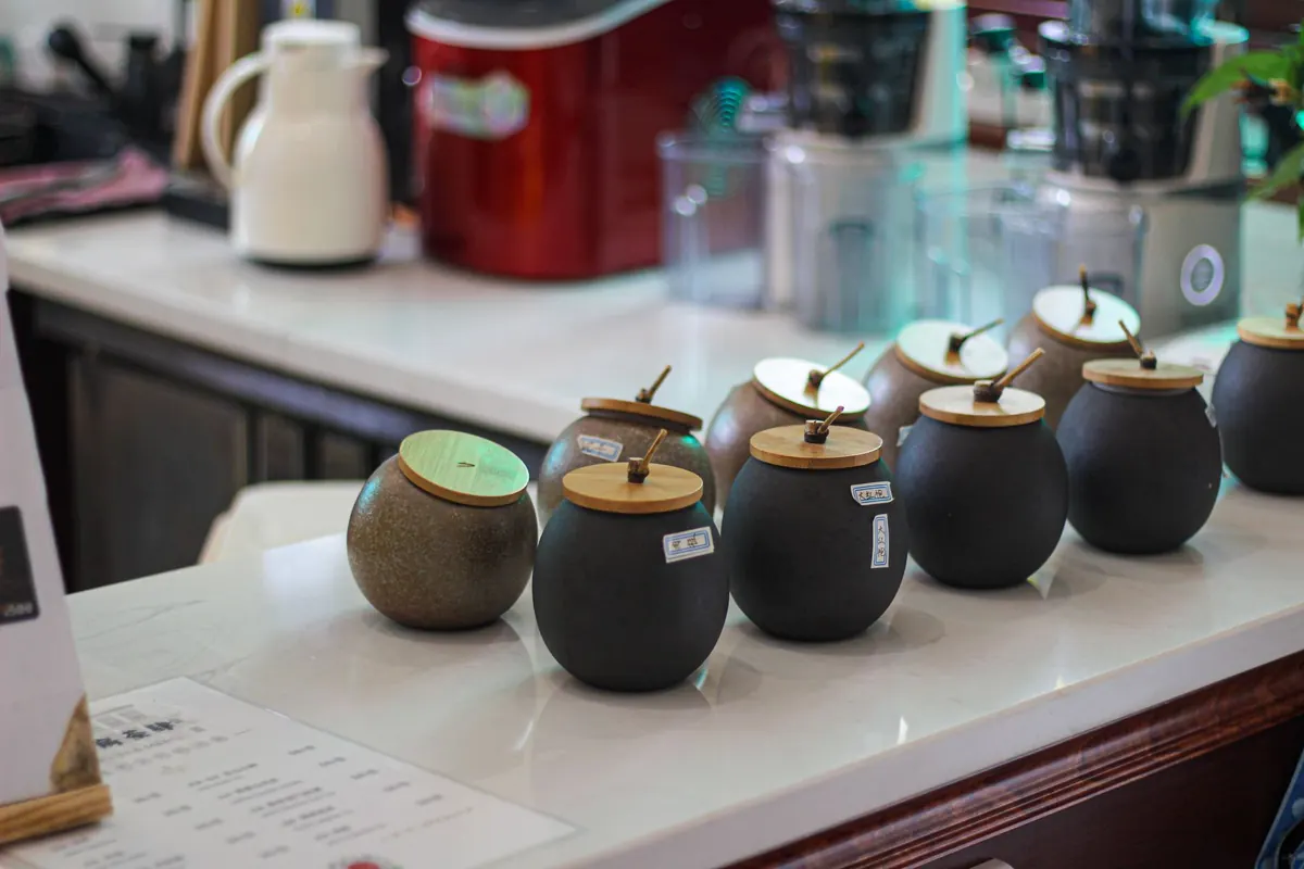Common Mistakes That Make Delivered Tea Taste Stale